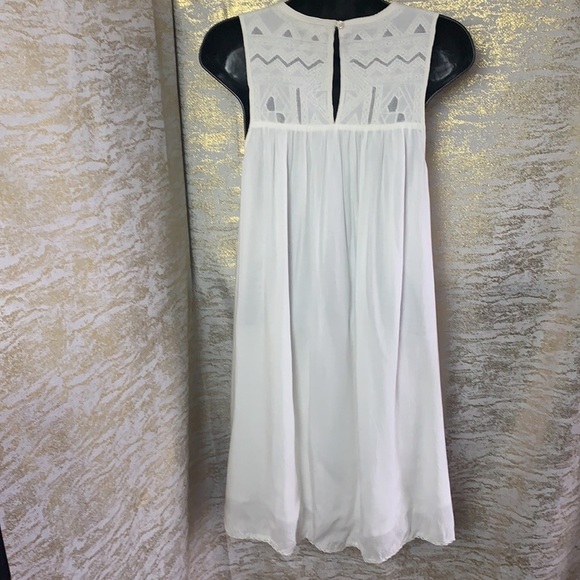 Aritzia Wilfred White Allier Embroidered Shift Dress Size S - Picture 10 of 16